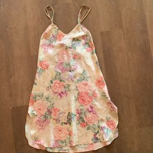 Beautiful floral colorful slip dress. Size medium!